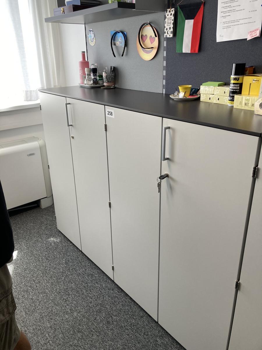 2teilige Aktenschrank-Kombination, Ma&szlig;e: ca. 160 x 45 x 115 cm, Platte durchgehend?d=2026-09-01 16:58:53