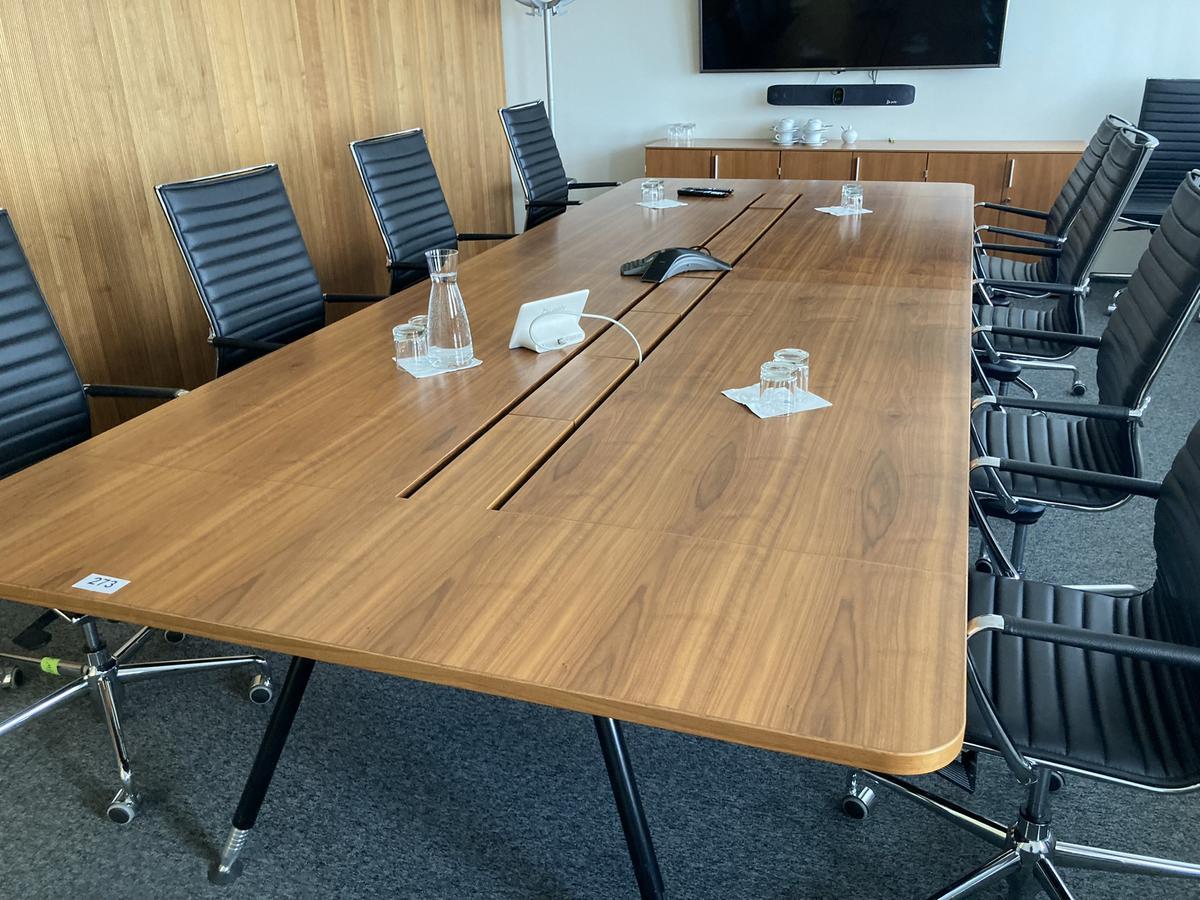 Konferenztisch, Ma&szlig;e ca. L 400 x 160 cm, Kabelf&uuml;hrung mittig?d=2026-09-01 16:58:45