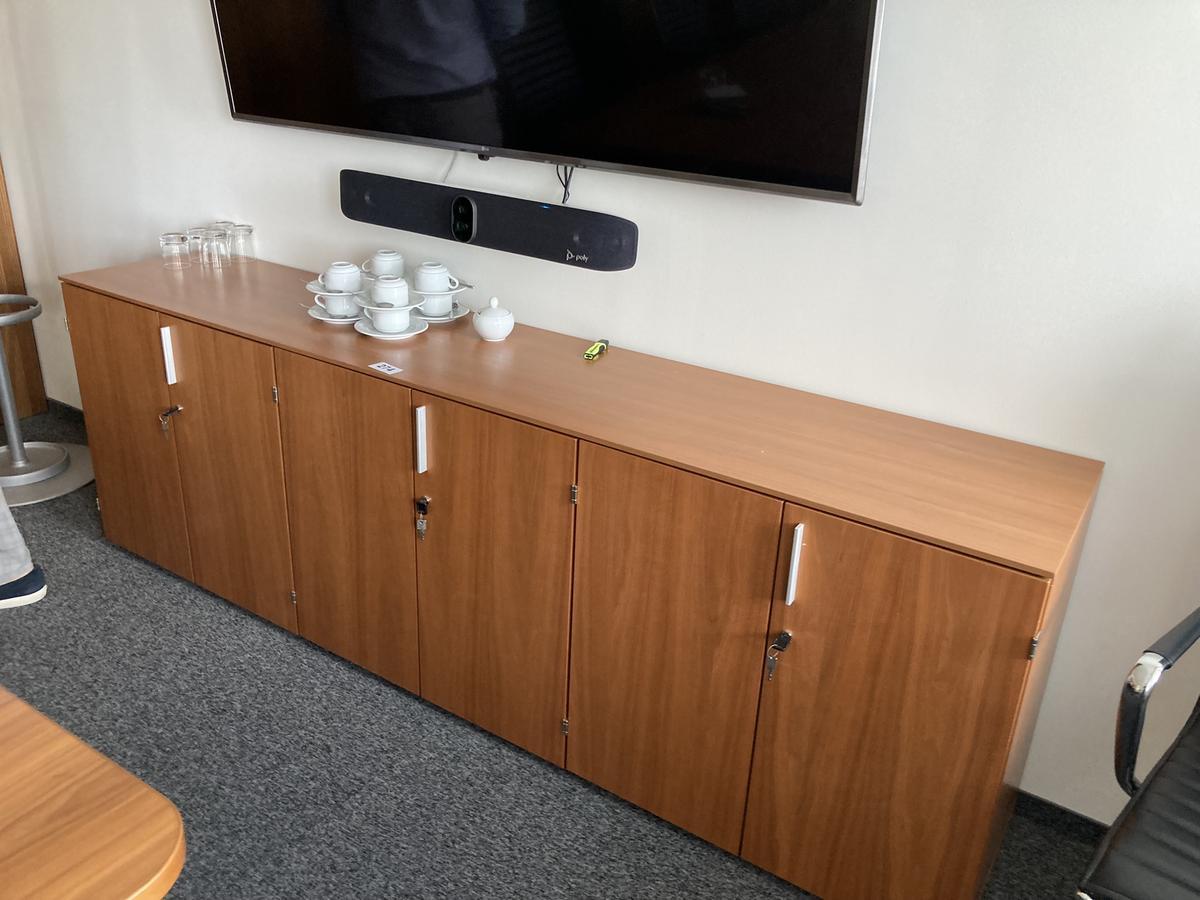 3teiliges Sideboard, Platte durchgehend, Ma&szlig;e: ca. 240 x 45 x 80 cm, 2 Ordnerh&ouml;hen