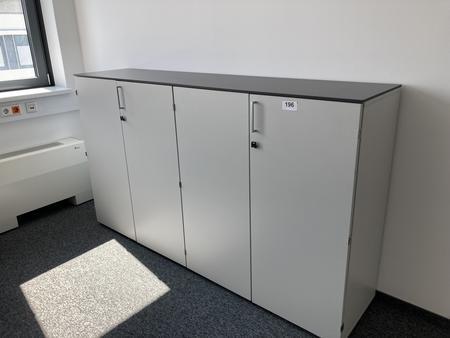 2teilige Aktenschrank-Kombination, Platte durchgehend Maße je ca. 100 x 45 x 115 cm 2teilige Aktenschrank-Kombination, Platte durchgehend Maße je ca. 100 x 45 x 115 cm