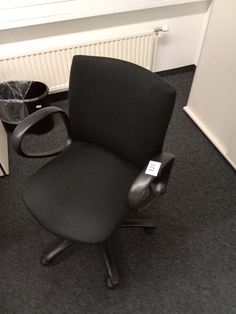 B&uuml;rodrehstuhl