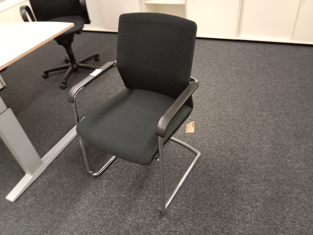 Freischwinger-Stuhl