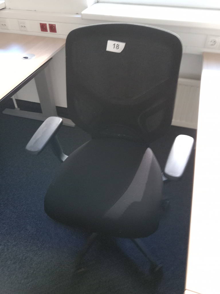 B&uuml;rodrehstuhl