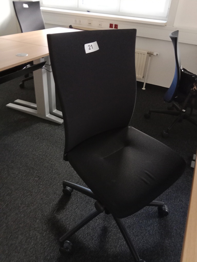 B&uuml;rodrehstuhl