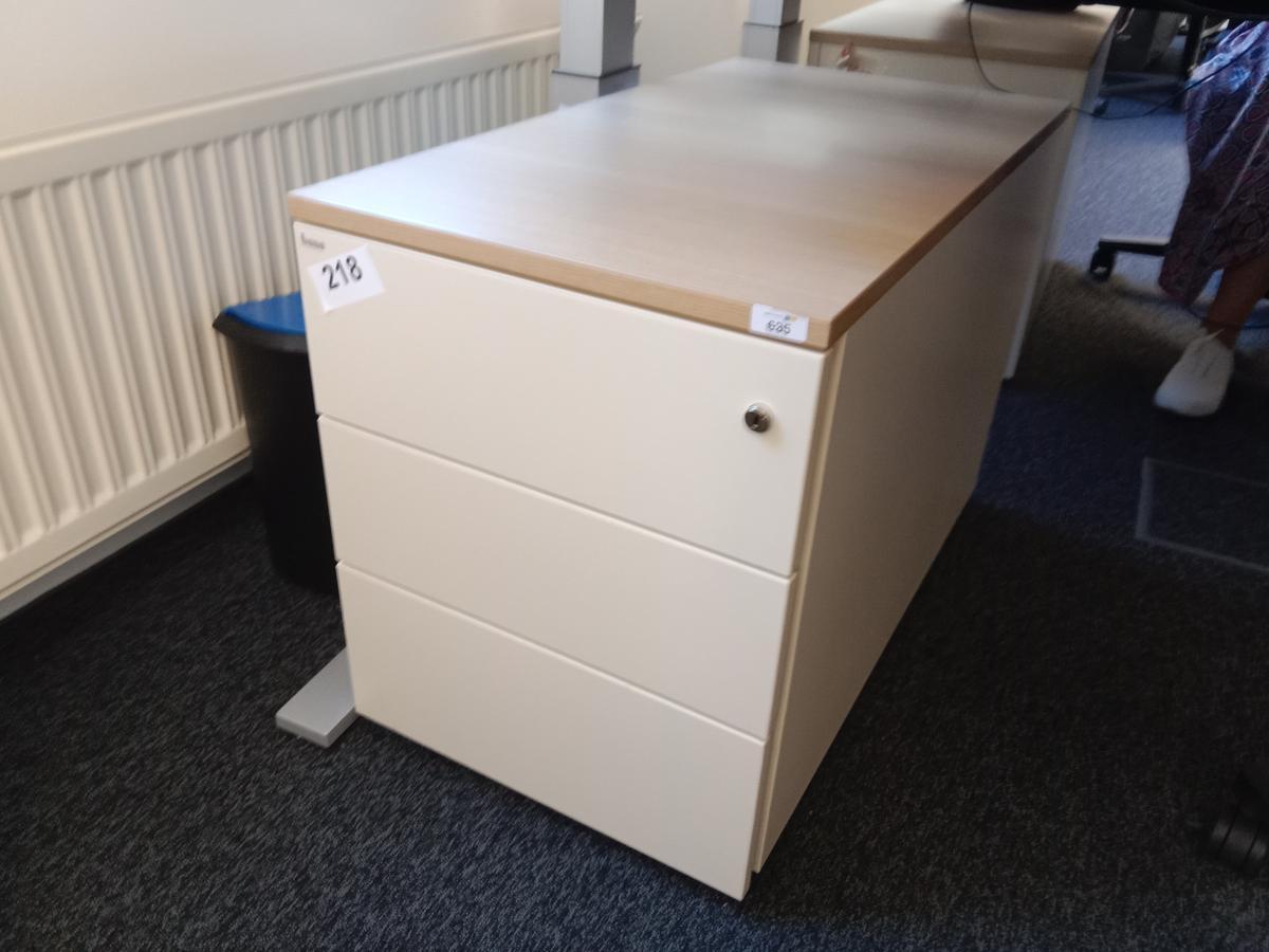 BENE Rollcontainer, Ma&szlig;e: ca T 80 cm x B 43 cm?d=2026-09-02 17:22:36