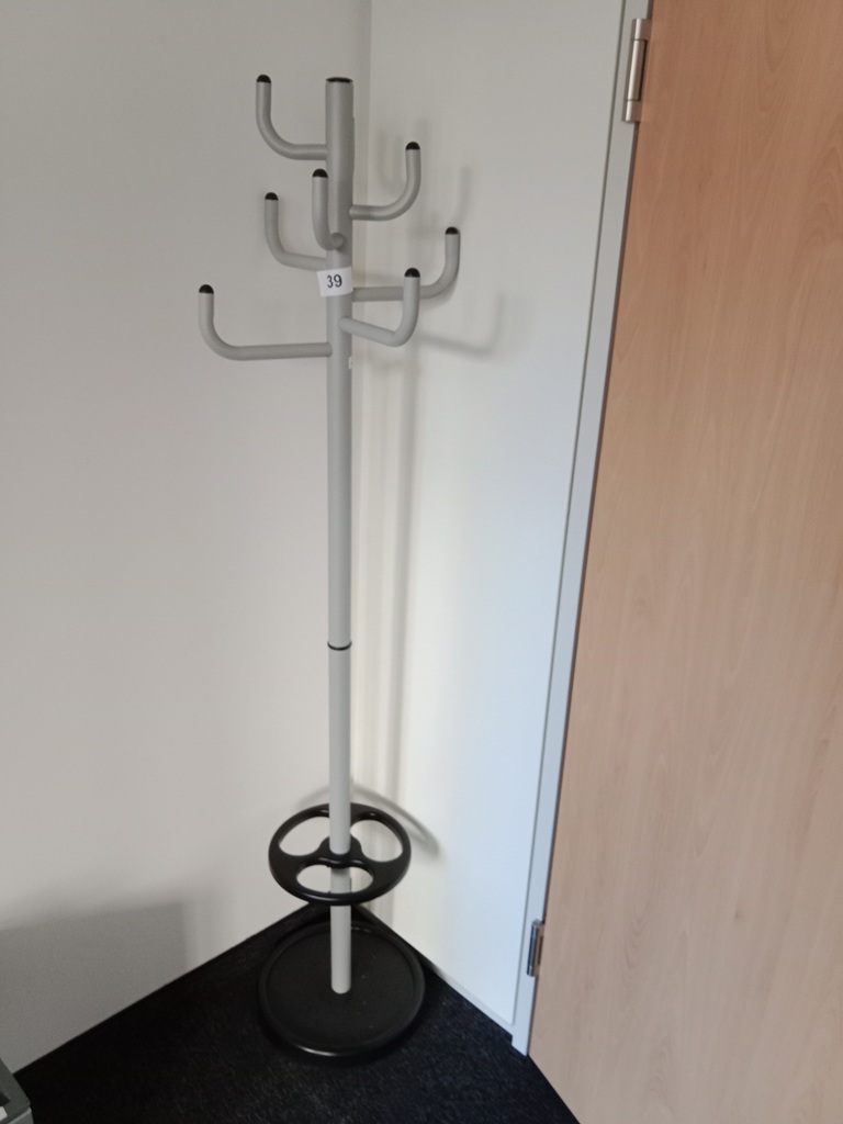 Kleiderst&auml;nder