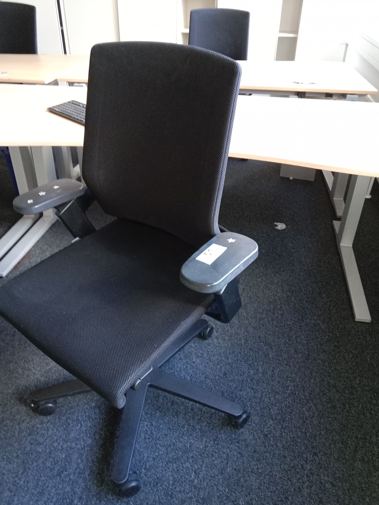 B&uuml;rodrehstuhl