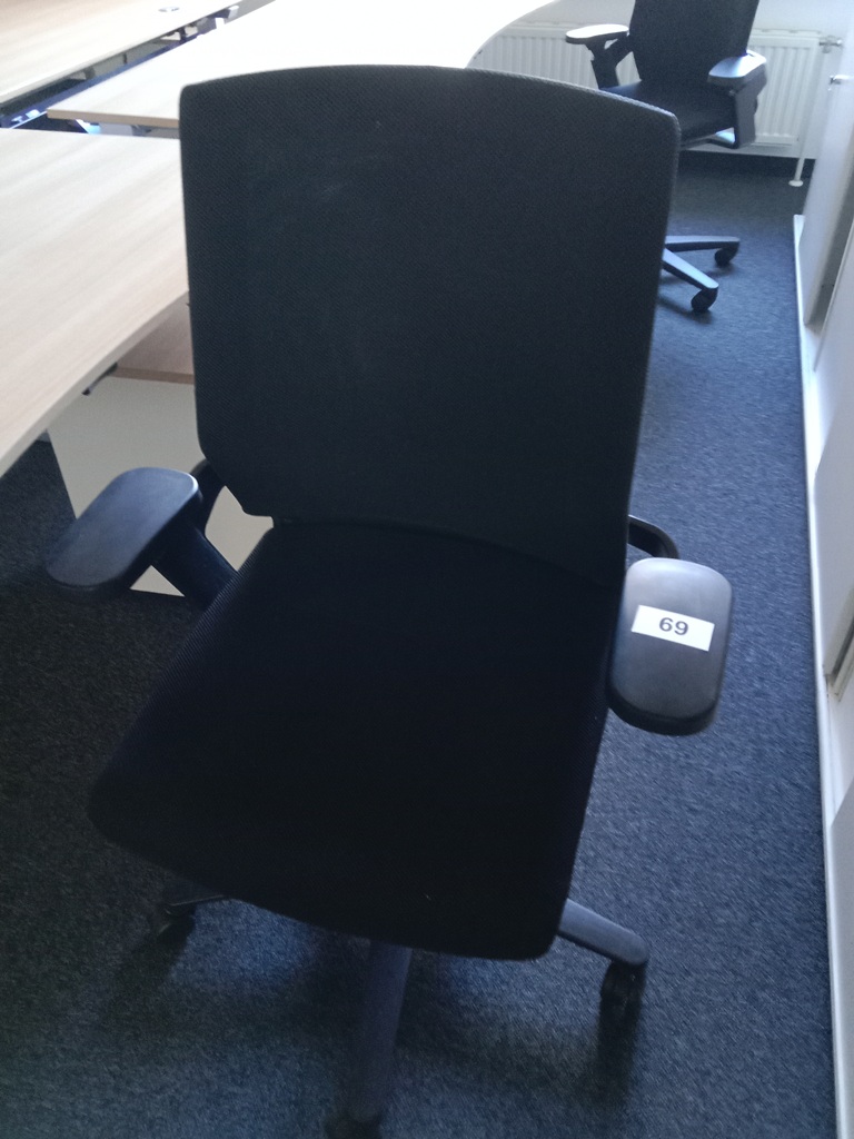 B&uuml;rodrehstuhl