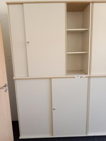 BENE Aktenschrank, 6 Ordnerhöhen, 2teilig, bestehend aus Ober- und Unterschrank, Maße gesamt ca. B 120 x T 44 x H 226 cm BENE Aktenschrank, 6 Ordnerhöhen, 2teilig, bestehend aus Ober- und Unterschrank, Maße gesamt ca. B 120 x T 44 x H 226 cm