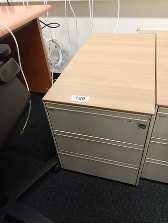 BENE Rollcontainer, Maße: ca T 80 cm x B 43 cm BENE Rollcontainer, Maße: ca T 80 cm x B 43 cm