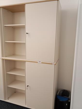 BENE Aktenschrank, 6 Ordnerhöhen, 2teilig, bestehend aus Ober- und Unterschrank, Maße gesamt ca. B 120 x T 44 x H 226 cm BENE Aktenschrank, 6 Ordnerhöhen, 2teilig, bestehend aus Ober- und Unterschrank, Maße gesamt ca. B 120 x T 44 x H 226 cm