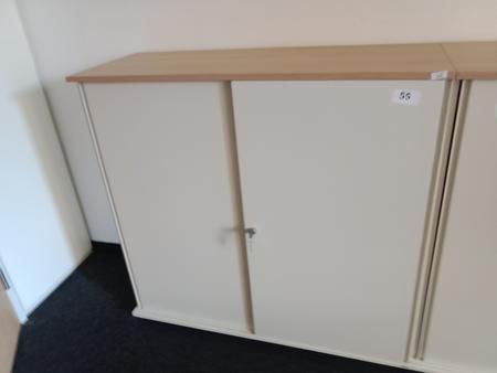 BENE Aktenschrank, 3 Ordnerhöhen, Maße B 120 x T 44 x H 113 cm BENE Aktenschrank, 3 Ordnerhöhen, Maße B 120 x T 44 x H 113 cm