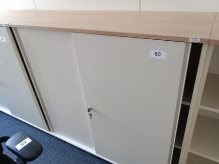 BENE Aktenschrank, 3 Ordnerhöhen, Maße B 120 x T 44 x H 113 cm BENE Aktenschrank, 3 Ordnerhöhen, Maße B 120 x T 44 x H 113 cm
