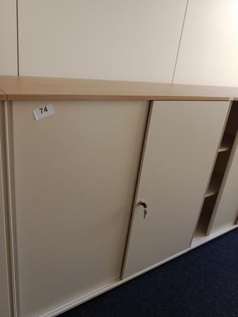 BENE Aktenschrank, 3 Ordnerhöhen, Maße B 120 x T 44 x H 113 cm BENE Aktenschrank, 3 Ordnerhöhen, Maße B 120 x T 44 x H 113 cm