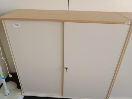 BENE Aktenschrank, 3 Ordnerhöhen, Maße B 120 x T 44 x H 113 cm BENE Aktenschrank, 3 Ordnerhöhen, Maße B 120 x T 44 x H 113 cm