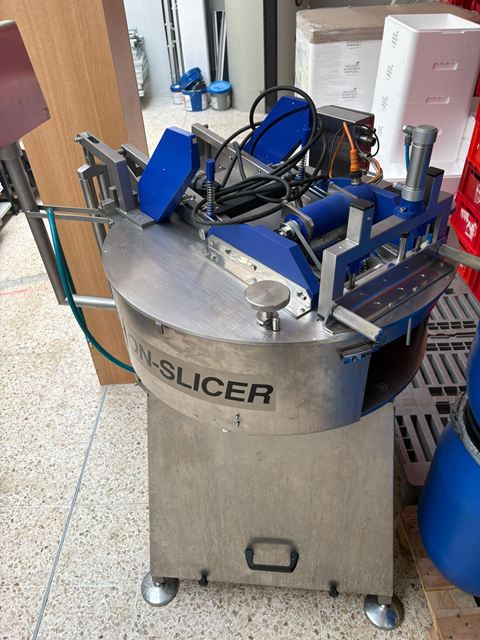 Slicermaschine MAASS Slicer Master CM 676 f&uuml;r Lachs ?d=2026-09-07 14:56:47
