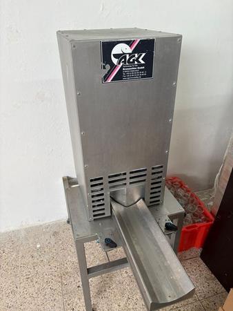 K�pfmaschine AGK, Produktinformationen Fischk�pfmaschine