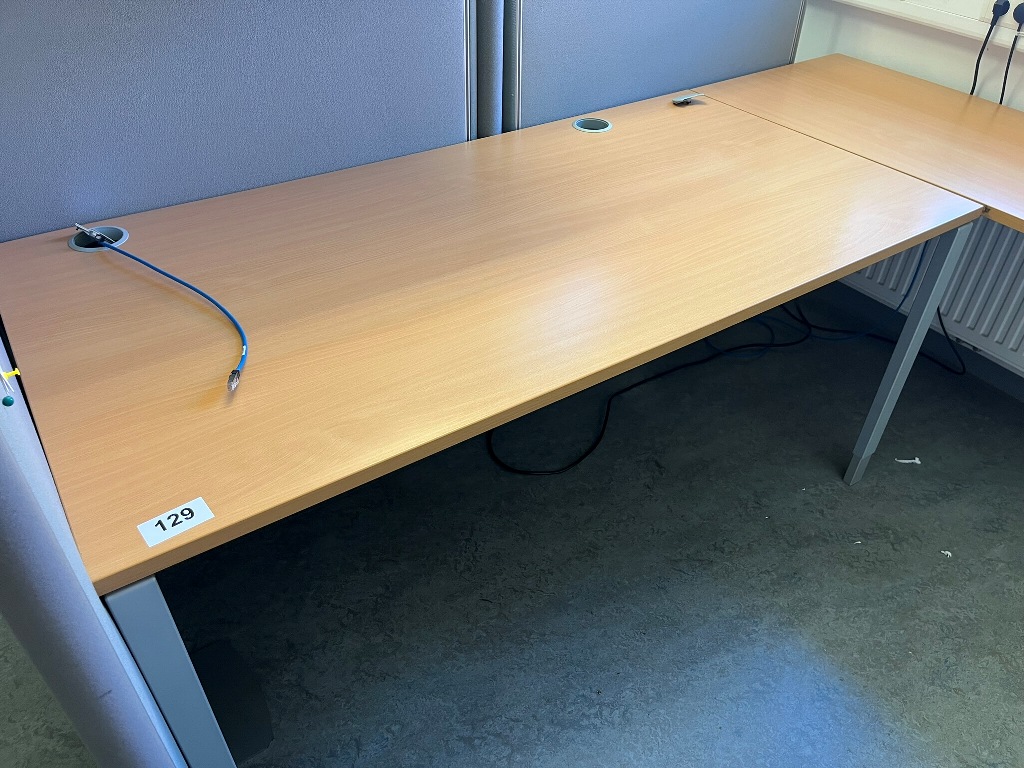 Schreibtisch 160 x 80 cm