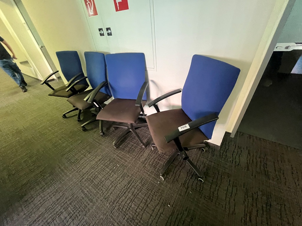 4 Stk. B&uuml;rodrehst&uuml;hle SATO mit starken Gebrauchsspuren
