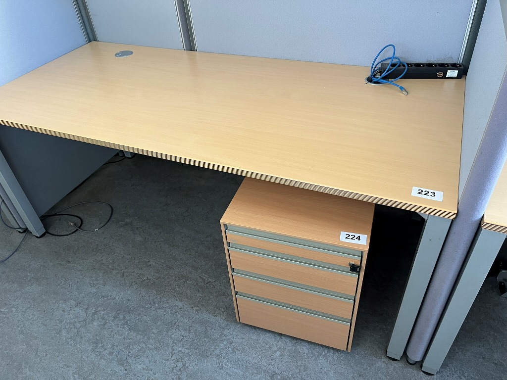 BENE Schreibtisch ca. 180 x 80 cm