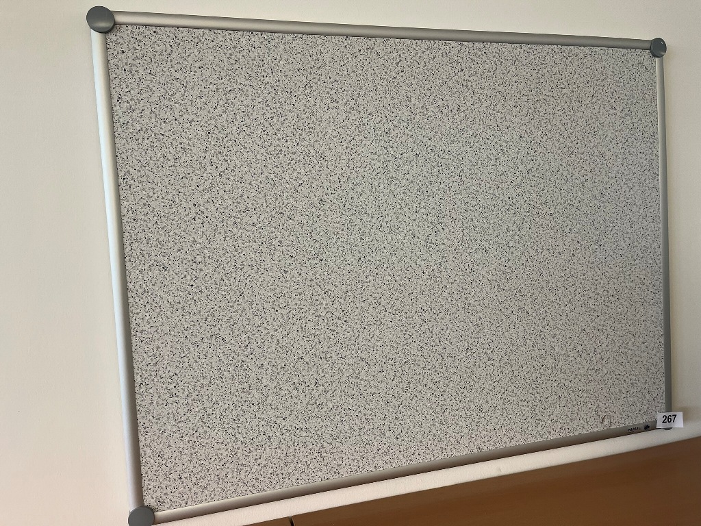 Pinnwand 120 x 90 cm?d=2026-09-09 13:02:24