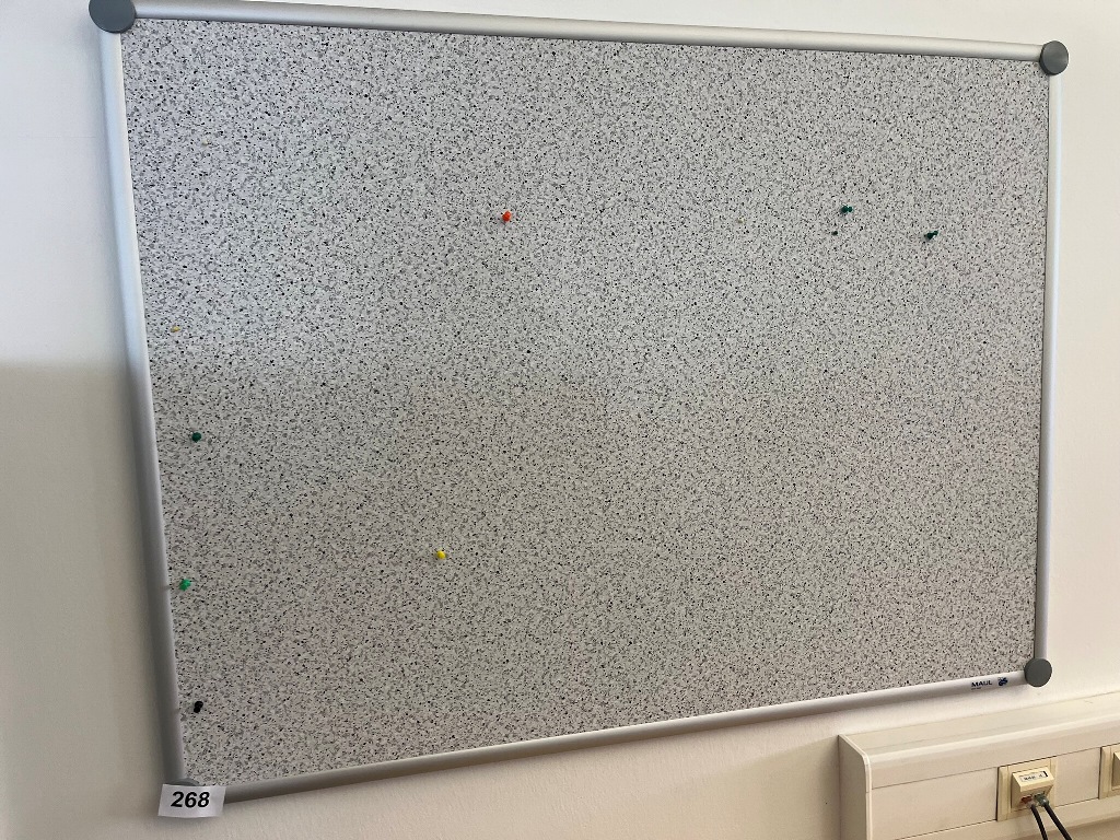 Pinnwand 120 x 90 cm