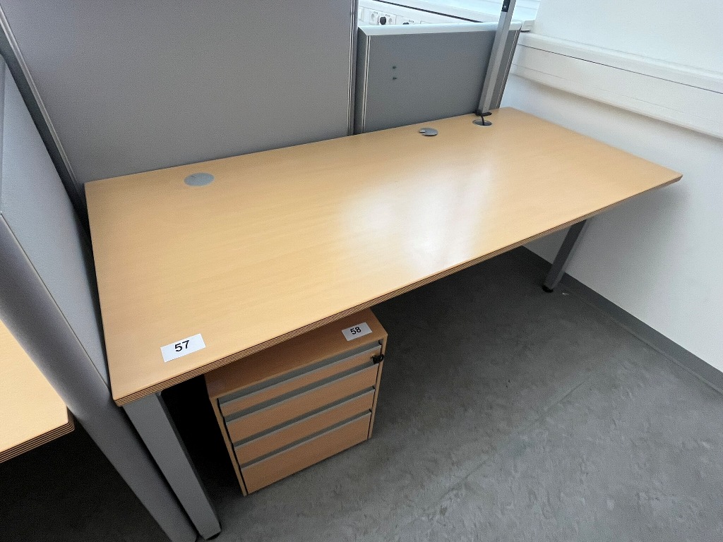 BENE Schreibtisch ca. 180 x 80 cm?d=2026-09-09 12:59:47