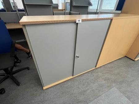 BENE Aktenschrank, 3 Ordnerhöhen, Maße: ca. 120 x 45 x 115 cm BENE Aktenschrank, 3 Ordnerhöhen, Maße: ca. 120 x 45 x 115 cm