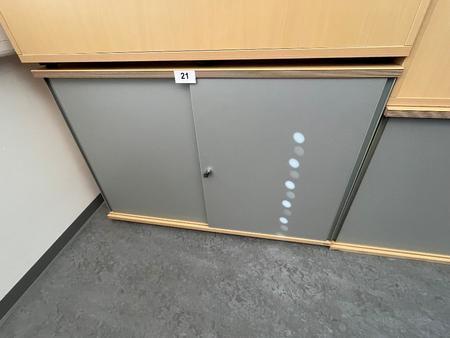 BENE Aktenschrank, 2 Ordnerhöhen, Maße ca. 80 x 45 x 75 cm BENE Aktenschrank, 2 Ordnerhöhen, Maße ca. 80 x 45 x 75 cm