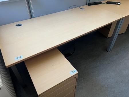 BENE Schreibtisch ca. 180 x 80 cm BENE Schreibtisch ca. 180 x 80 cm