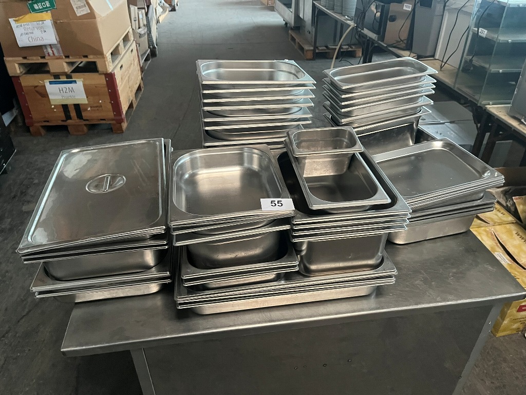 50teiliges Set mit GN-Eins&auml;tzen 1/1 - 1/2