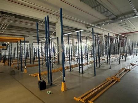 24.30 lfm Jungheinrich Schwerlastregal, bestehend aus 10 Jungheinrich Regalstehern 3750 mm und 36 Stk. Einh�ngebalken und Sicherungen, 2 Paletten, Ware demontiert