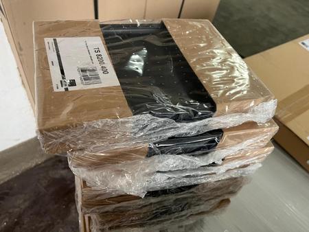 8 Stk. Rittal TS Flex Blockblenden 200 x 400 mm - TS 8200.400, fabriksneu 8 Stk. Rittal TS Flex Blockblenden 200 x 400 mm - TS 8200.400, fabriksneu