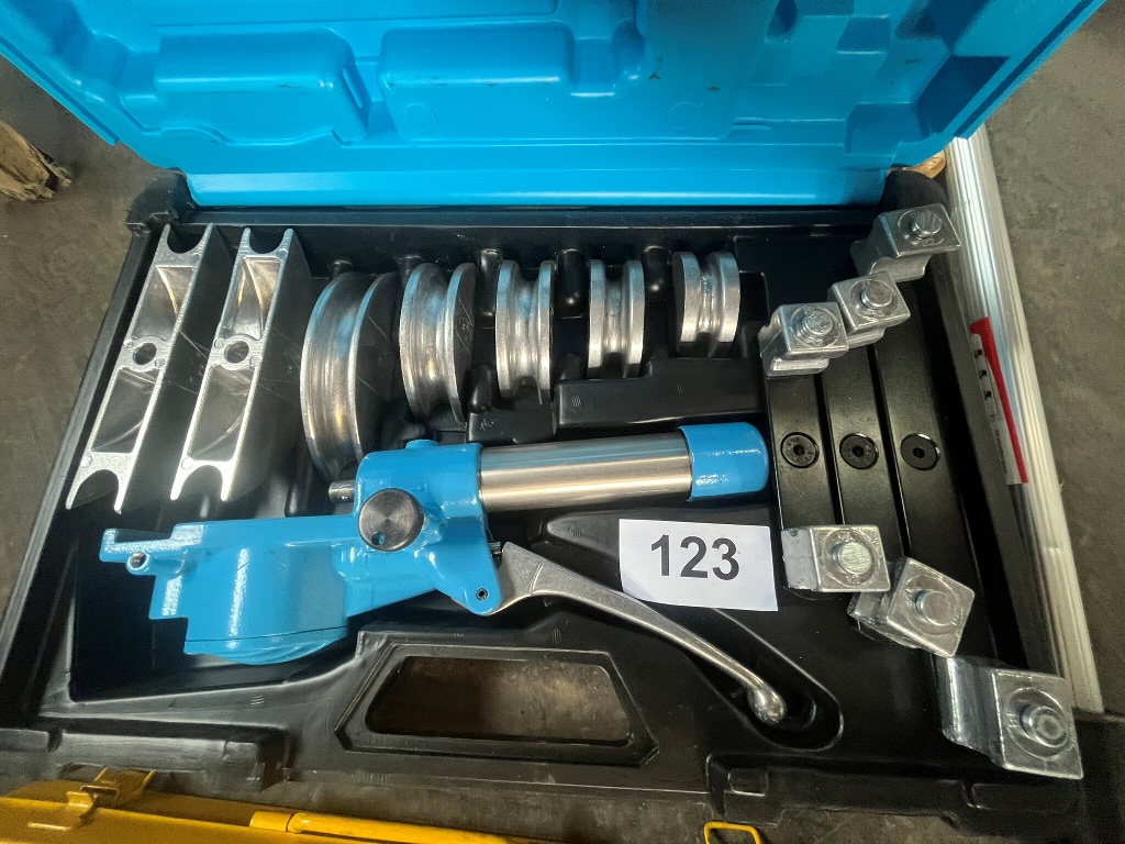 Biegeset im Koffer von 10 - 22