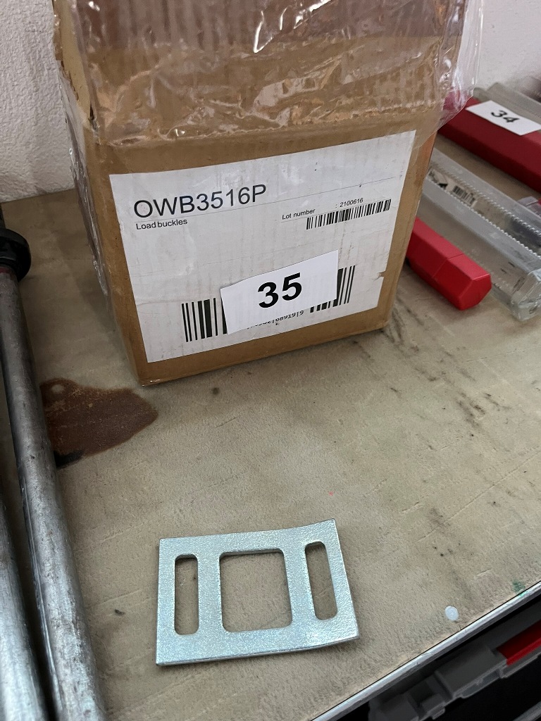 1 Karton Ladeb&uuml;gel
