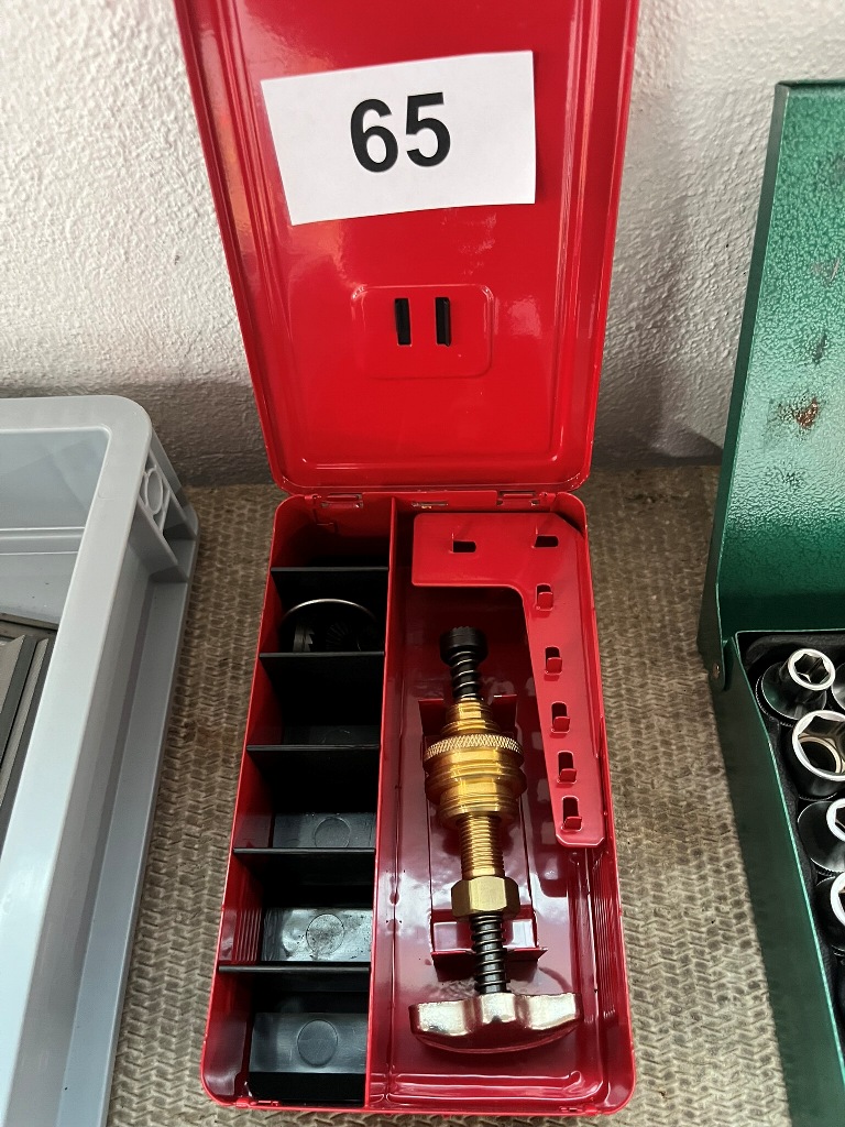 Ventilsatz-Fr&auml;sapparat in Kassette 3 Achtel 1 Zoll mit Metalldrehknopf