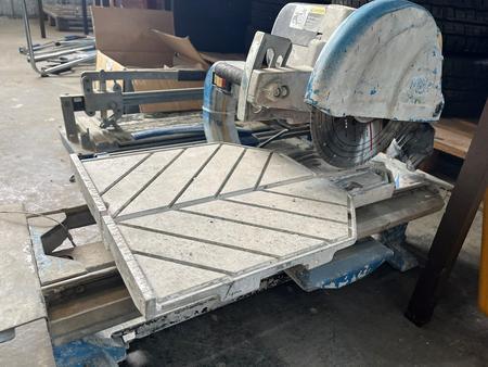 Profi Fliesenschneidmaschine mit Diamantblatt, 250 mm DM