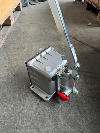 Handpumpe Typ PMSE 15 S/2