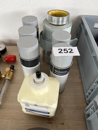 5 Dosen Schwei�spray mit Zubeh�r