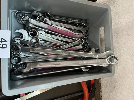 PVC Kiste mit Ring- und Gabelschl�sseln