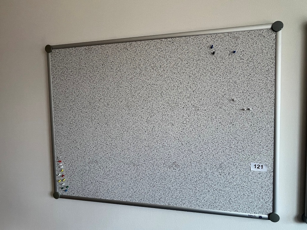 Pinnwand 120 x 90 cm?d=2026-09-23 14:43:51