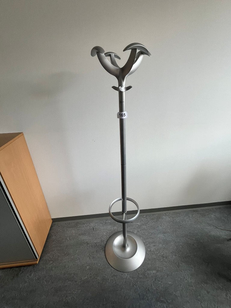 Kleiderst&auml;nder?d=2026-09-23 14:44:04