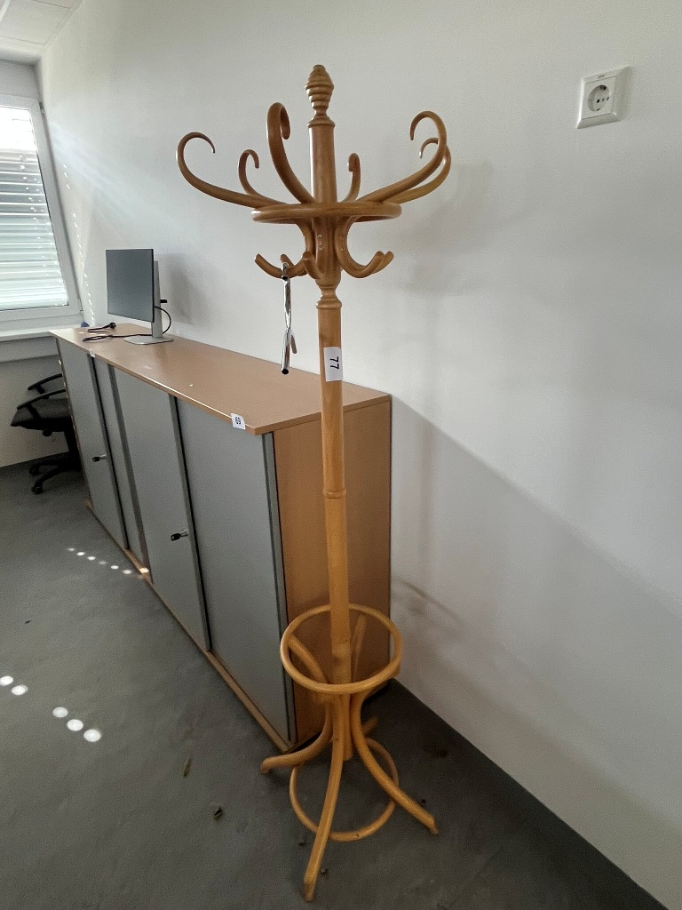 Kleiderst&auml;nder in Holz Altwiener Stil