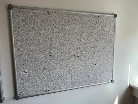 Pinnwand 120 x 90 cm