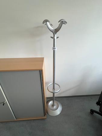 Kleiderst�nder