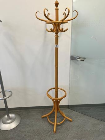 Kleiderst�nder in Holz Altwiener Stil