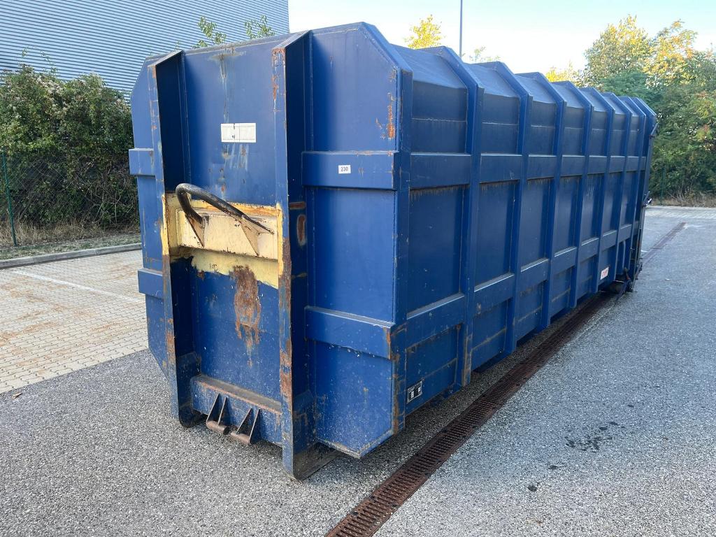 4 Stk. Abrollcontainer mit fixem Dach je ca. 26 m3?d=2026-10-13 14:17:06