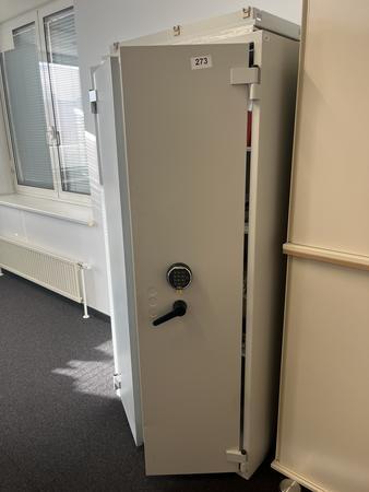 WERTHEIM Schrank mit Doppeltüre ca. 190/55/95 cm Gewicht:ca. 250 kg mit Zahlencode - Übergabe auf EURO Palette - Lift vorhanden WERTHEIM Schrank mit Doppeltüre ca. 190/55/95 cm Gewicht:ca. 250 kg mit Zahlencode - Übergabe auf EURO Palette - Lift vorhanden