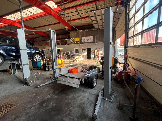 Marelli MM Superlift Hebeb&uuml;hne  4000 B, BJ. 2025 - 10, Kapazit&auml;t bis4000 kg, 380 V, 50 Hz, 2,2 KW, 589 kg