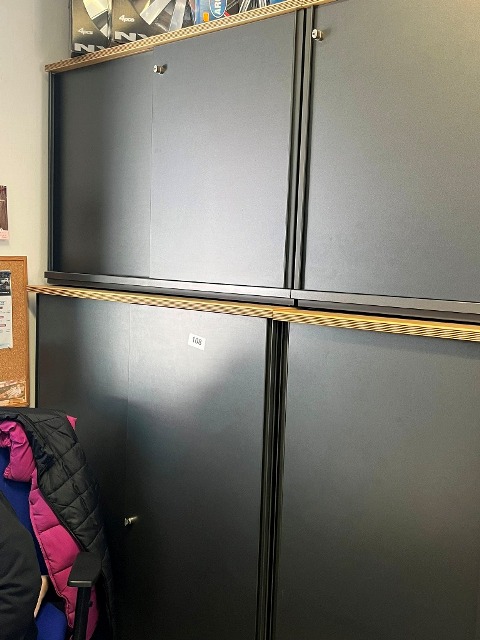 Bene Aktenschrank ca. 120 - 150 cm mit Aufsatz 120 x 80 cm